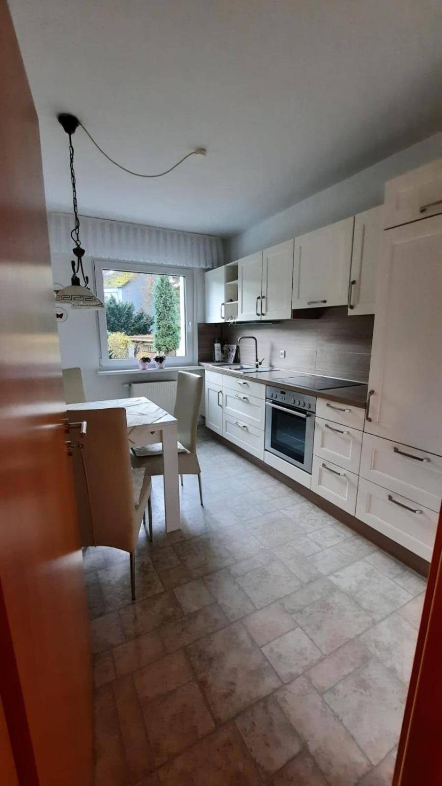 Ruhig Gelegene 2-Zi Fewo, Wallbox, Balkon Essen Exterior foto