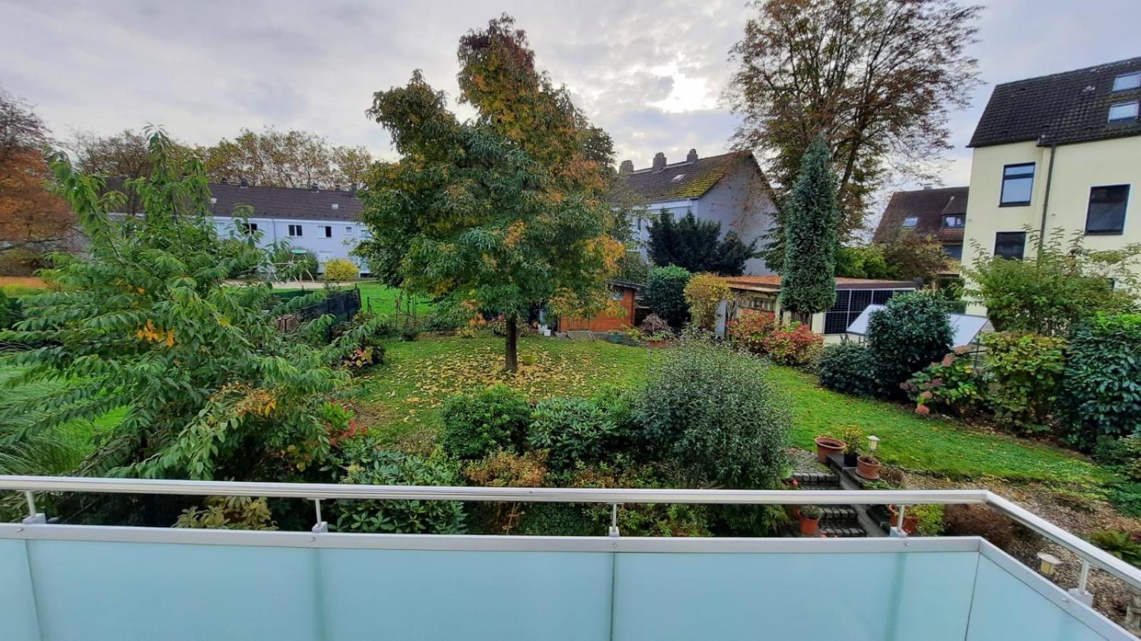 Ruhig Gelegene 2-Zi Fewo, Wallbox, Balkon Essen Exterior foto